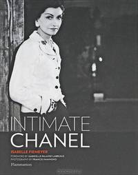 Intimate Chanel