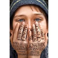Extremely Loud and Incredibly Close (Movie Tie-In Edition)