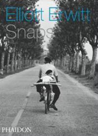 Elliott Erwitt Snaps: Abridged edition