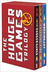 The The Hunger Games Trilogy Box Set: Paperback Classic Collection (количество томов: 3)