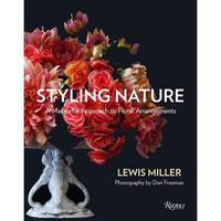 Styling Nature: A Masterful Approach to Floral Arrangements
