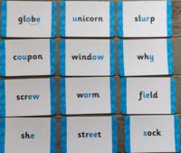 Read with Oxf: Stages 2-3. Biff, Chip and Kipper: My Phonics Flashcards