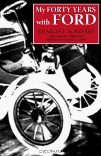My Forty Years With Ford (Great Lakes Books)