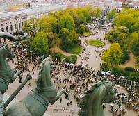 Санкт-Петербург и пригороды (+ карта города) (на английском языке)