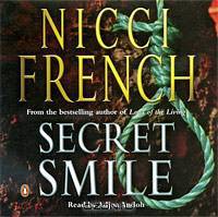 Secret Smile (аудиокнига на 3 CD)