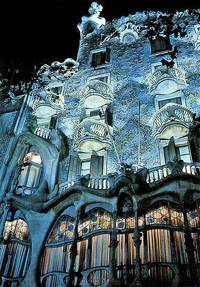 Antonio Gaudi: Master Architect
