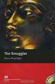 The Smuggler: Intermediate Level (+ 2 CD-ROM), Piers Plowright 